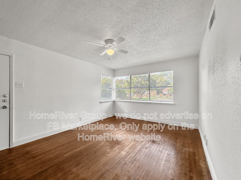 Available Now! 2820 Hillglenn Rd property image