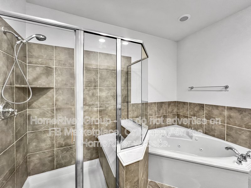 Move-in Ready! Modern 3BR Townhome | Corner Unit | Balcony! property image