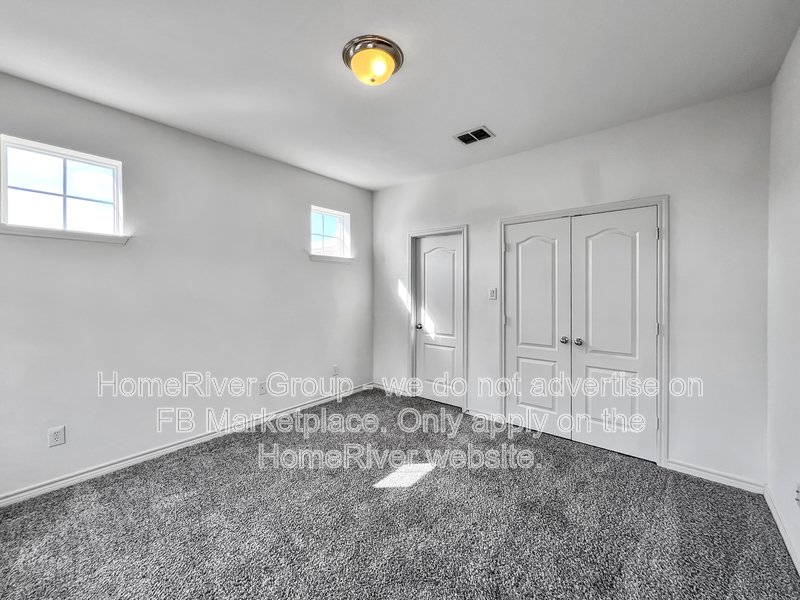Move-in Ready! Modern 3BR Townhome | Corner Unit | Balcony! property image