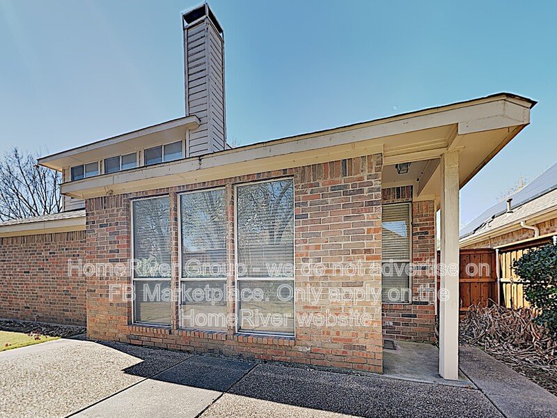 Garage Parking | In-Unit Laundry | 3BR Home | Fridge Included. property image