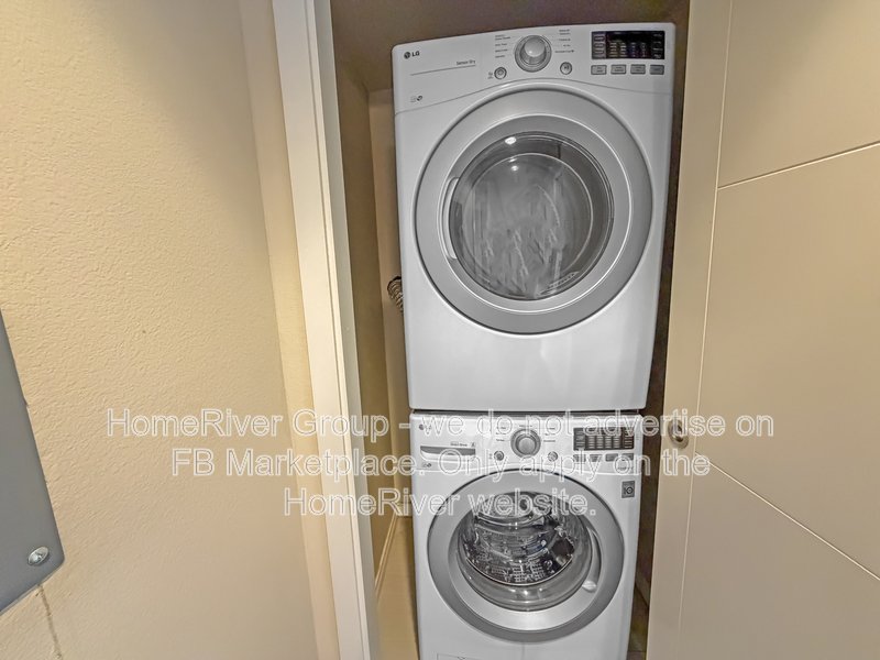 Move-in Ready! Schedule a showing today! property image