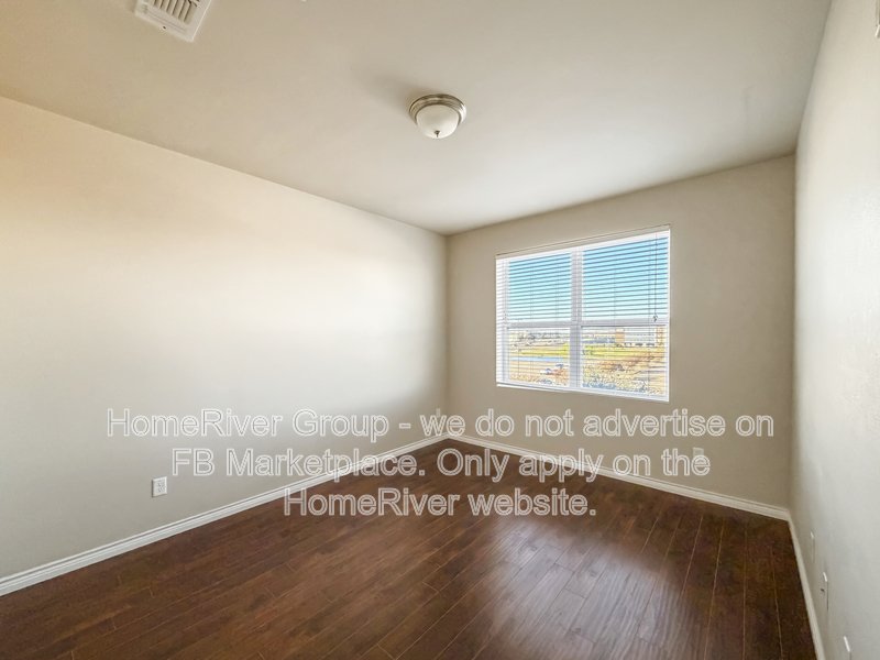 Move-in Ready! Schedule a showing today! property image