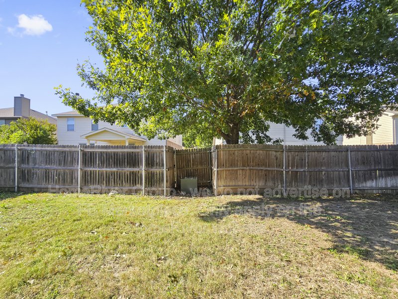 Pet Friendly!! Fenced in Yard! property image
