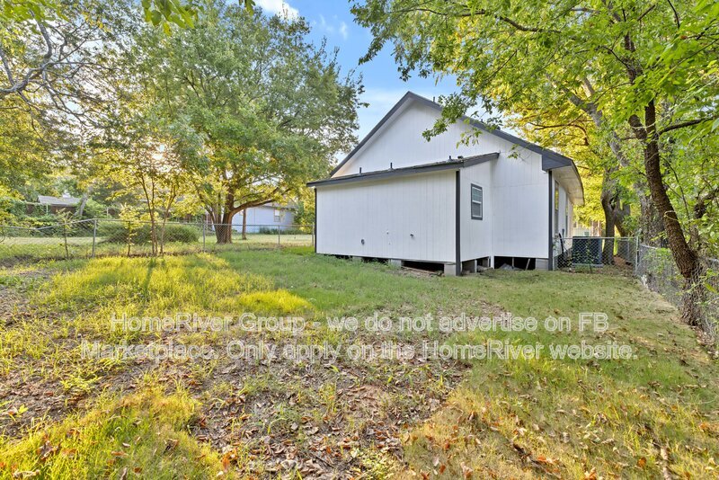 3BR with Covered Porch | Large Yard | Pet-Friendly. property image