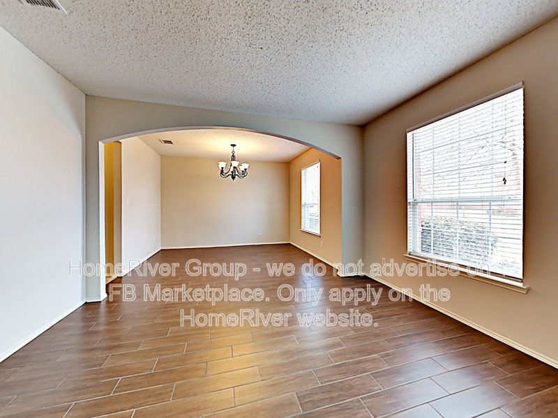 5 BR Home | Fireplace | Chefs Kitchen | Fenced Yard w/ property image