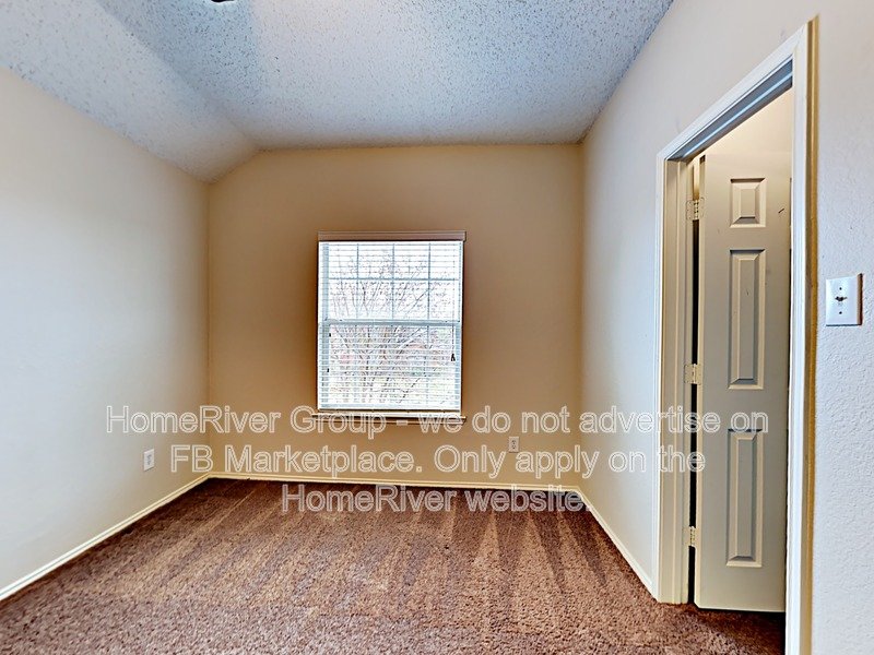 5 BR Home | Fireplace | Chefs Kitchen | Fenced Yard w/ property image