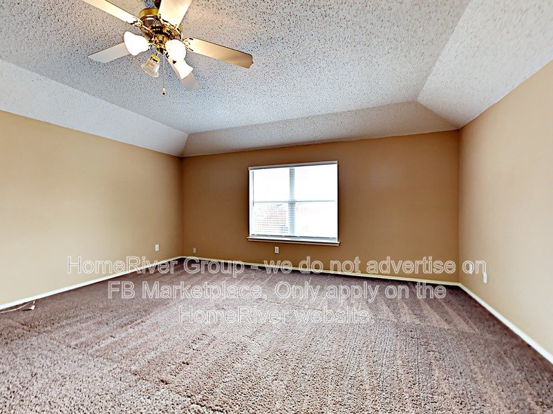 5 BR Home | Fireplace | Chefs Kitchen | Fenced Yard w/ property image