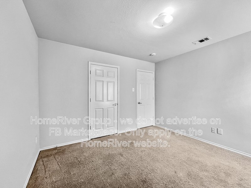 Move-in Ready! 3 BR, 2 BA | Covered Patio | Crosby Elementary School property image