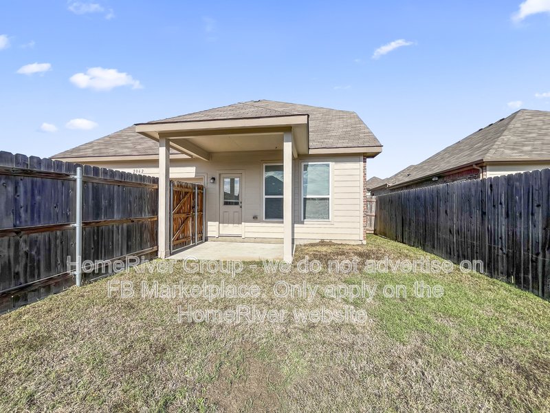 Available Now! 2062 Verbena Drive, Lancaster, TX 75146 property image