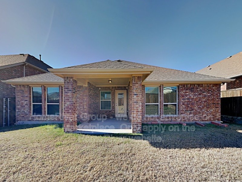Pet-friendly! 4 Bedroom, 2 Bath in Clements Ranch property image