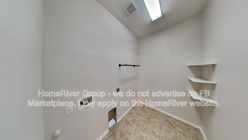 Available Now! 15517 Adlong Dr, Roanoke, TX 76262, USA property image