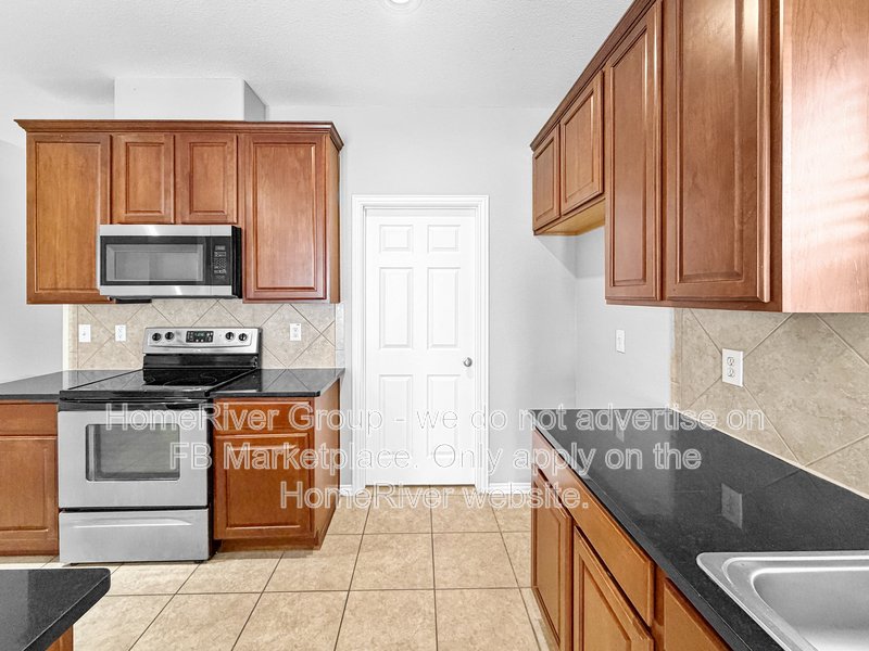 4 BR Home | Gas Fireplace | Fenced Yard | Community Pool | property image