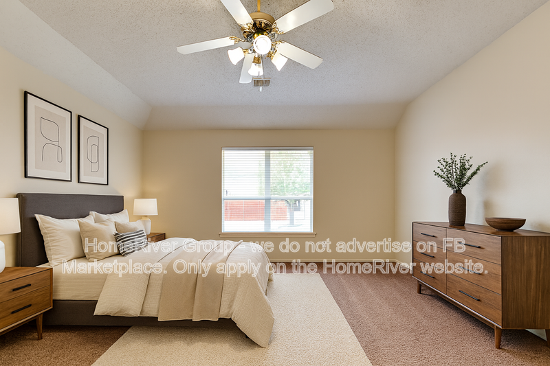 5 BR Home | Fireplace | Chefs Kitchen | Fenced Yard w/ property image