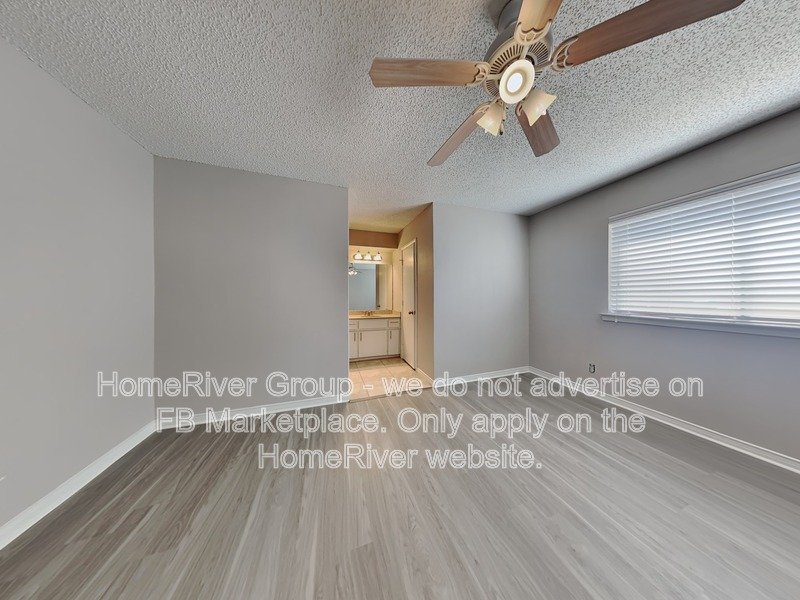 Spacious 3BR with Sunroom | Stainless Appliances | Pet-friendly. property image
