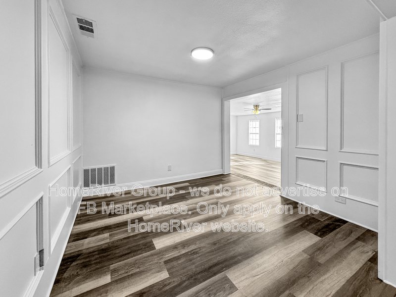 4 Bedroom Home | Fireplace | Back Deck | Modern Kitchen property image