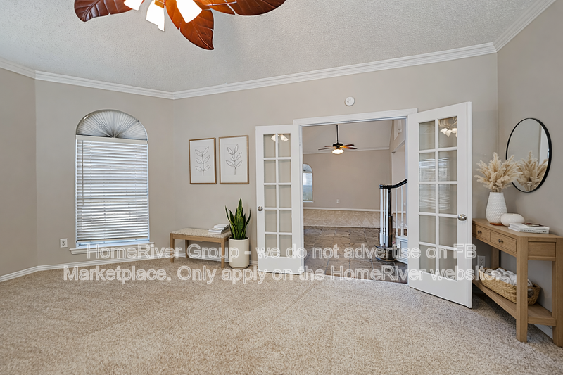 Garage Parking | In-Unit Laundry | 3BR Home | Fridge Included. property image