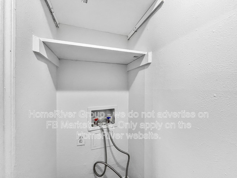 Schedule a showing today! 2 BR Apt | Pool | In-unit Laundry property image