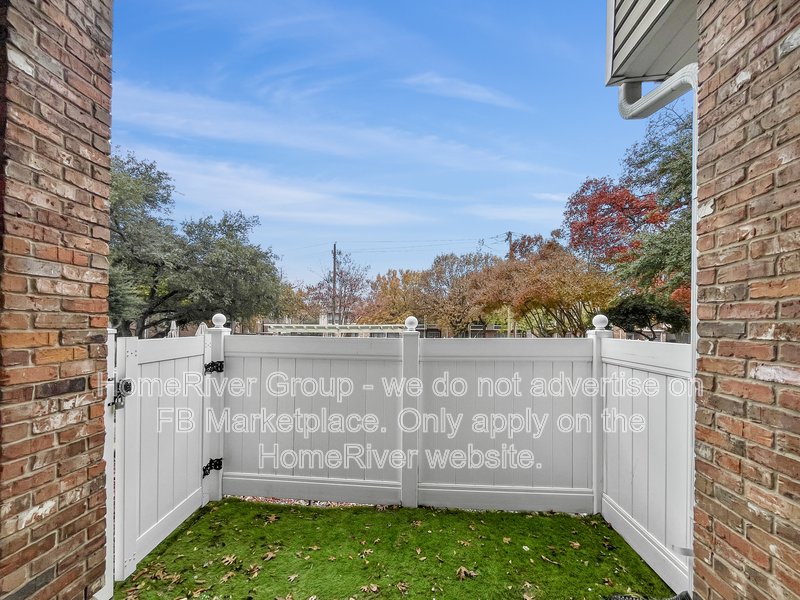 Schedule a showing today! 2 BR Apt | Pool | In-unit Laundry property image