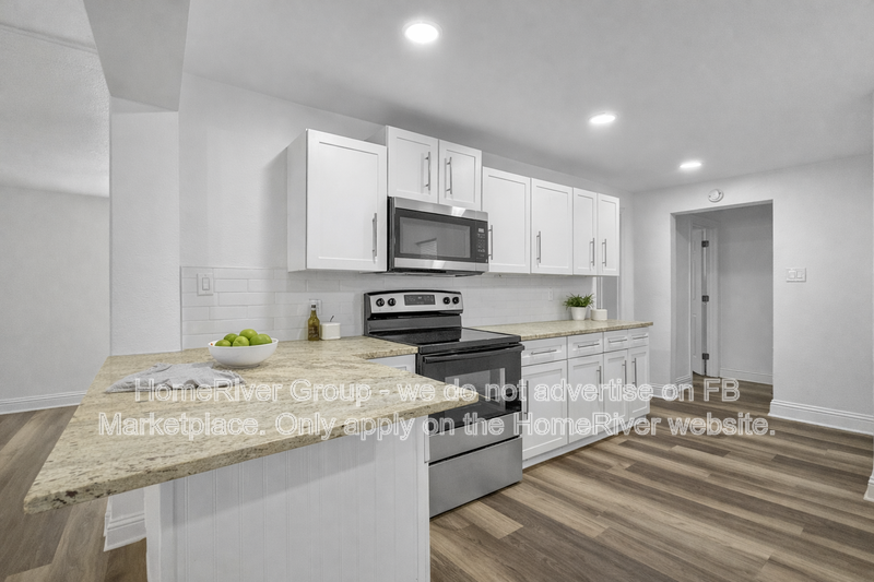 4 Bedroom Home | Fireplace | Back Deck | Modern Kitchen property image