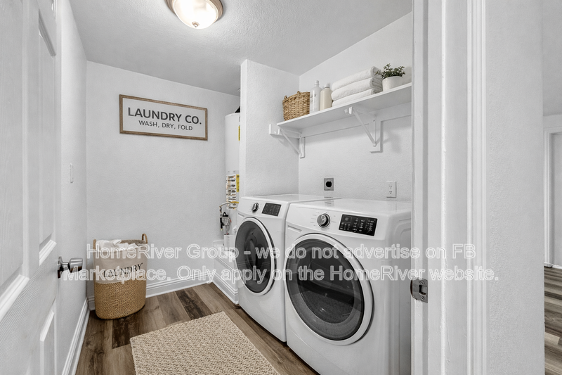 4 Bedroom Home | Fireplace | Back Deck | Modern Kitchen property image