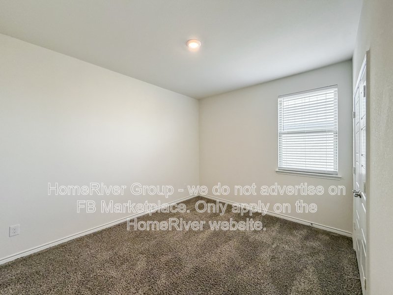 Available Now! Amazing 4 beds and 3 baths home!! property image