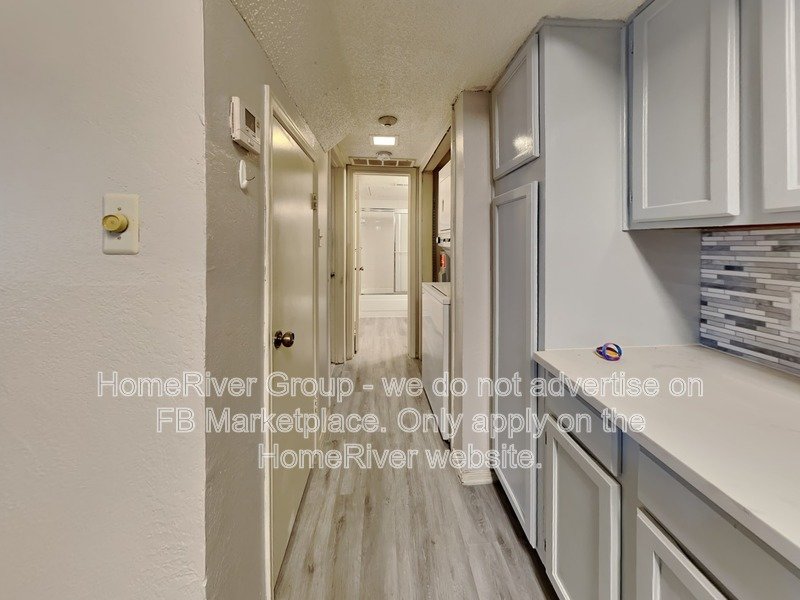 Arlington Oaks Oasis: Modern Condo Living Awaits! property image