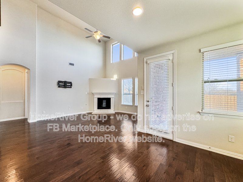 Move-in Ready 4 BR Home | Gas Fireplace and Burners | Community Pool property image