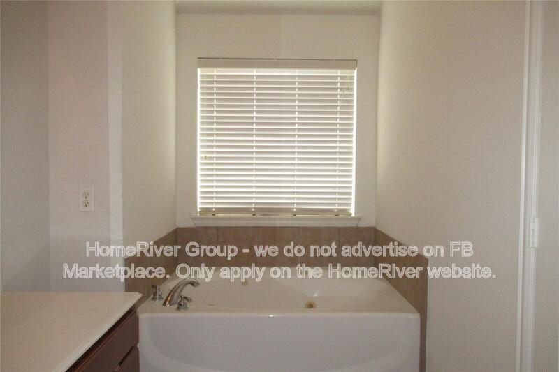 Move-in Ready! Charming 2-Bed | FRIDGE | Washer a Dryer property image