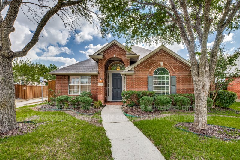 Move-in Ready! Gorgeous 4-Bed | Allen ISD | Garage. property image