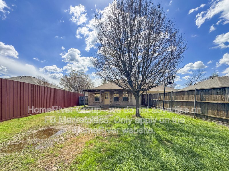 3 BR Home | Fireplace | Covered Patio property image