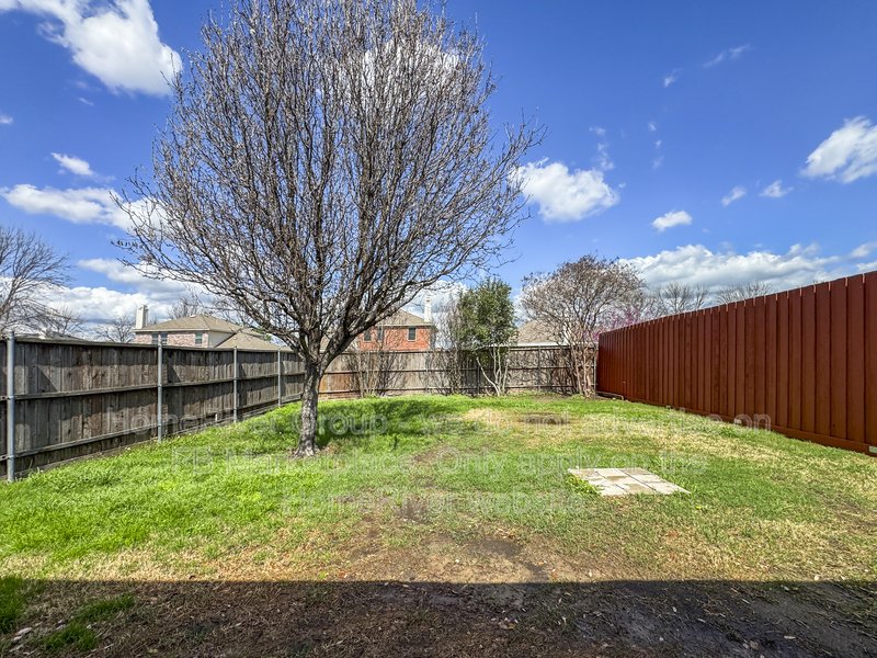3 BR Home | Fireplace | Covered Patio property image