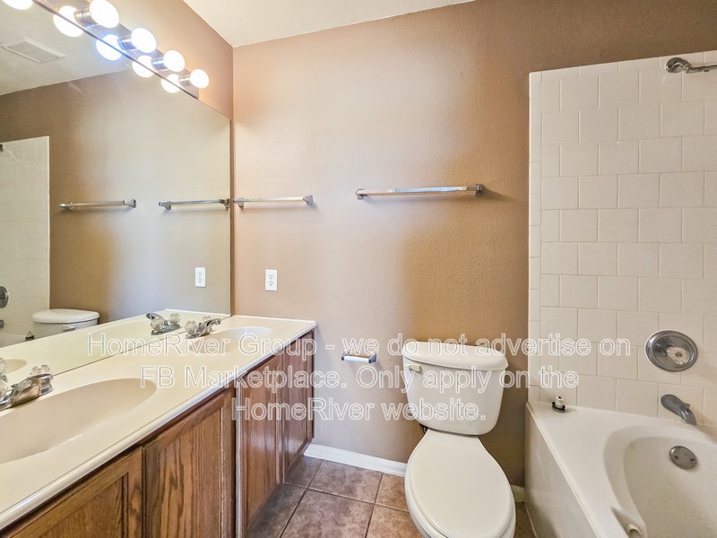 4 BR Home | Midlothian ISD | Breakfast Bar | Fenced Yard property image