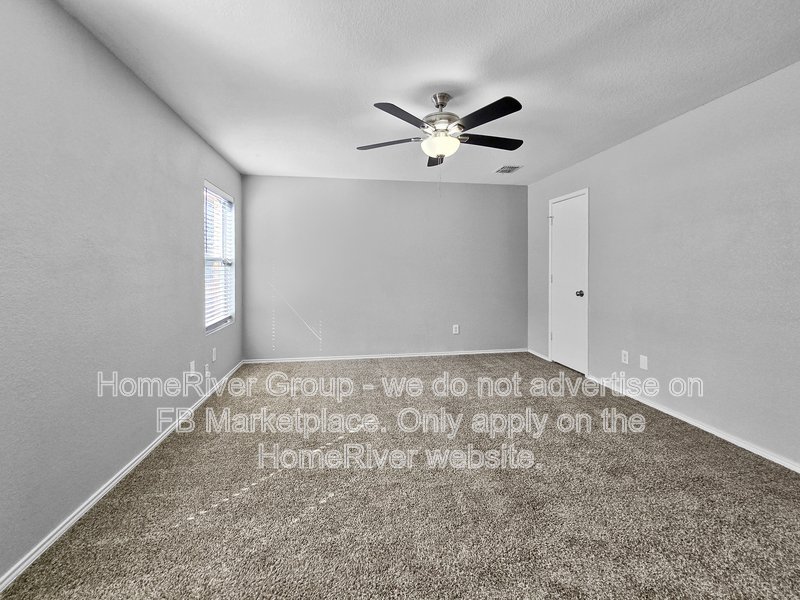 Available Now! Amazing 5 beds and 2.5 baths home! property image