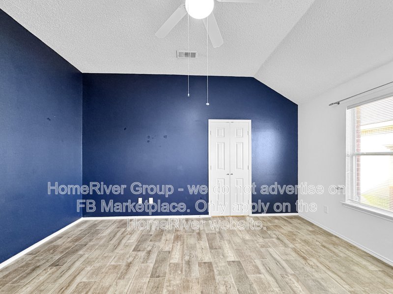 Pet-Friendly | 3-Bedroom| Corner Lot. property image