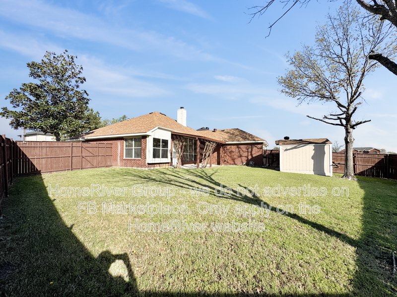 Pet-Friendly | 3-Bedroom| Corner Lot. property image