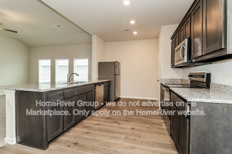 Available now! 6562 Crosswood Lane , Dallas, TX 75241 property image