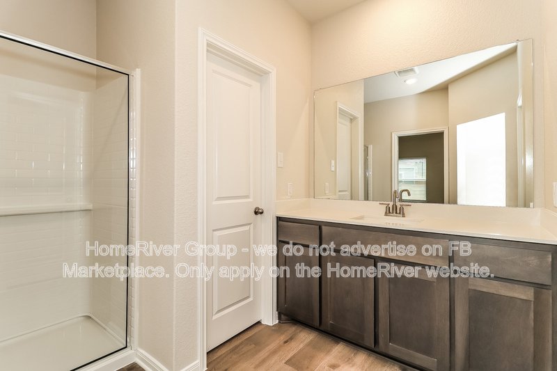 Available now! 6562 Crosswood Lane , Dallas, TX 75241 property image