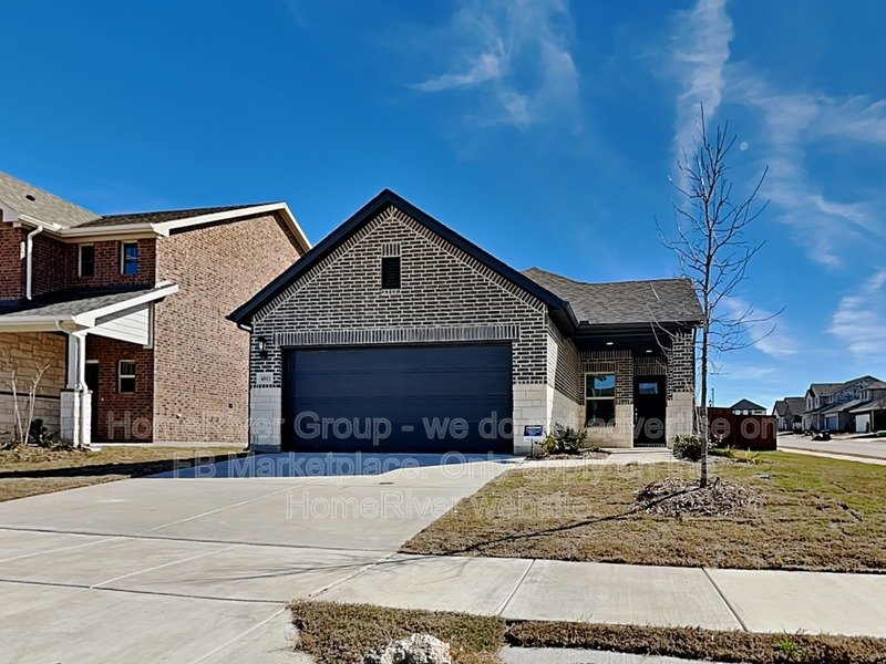Stunning 3-Bed | Corner Lot Home | in McKinney ISD property image