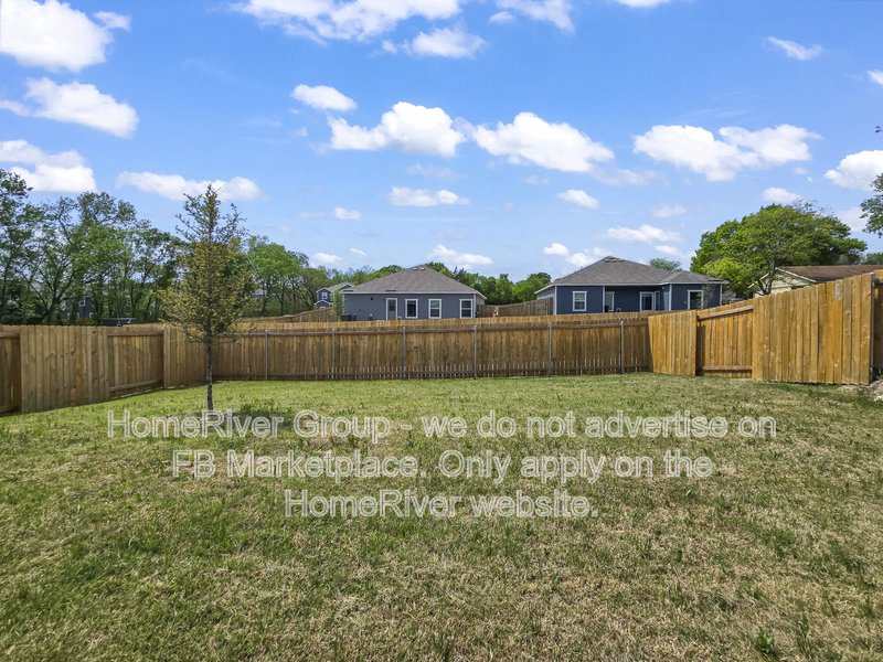 Available now! 6562 Crosswood Lane , Dallas, TX 75241 property image