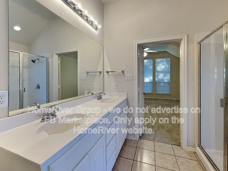 Fabulous 4BR | Community Pool | Garage. property image