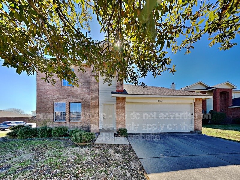 Super spacious 4 bedroom in Woodland Creek. property image