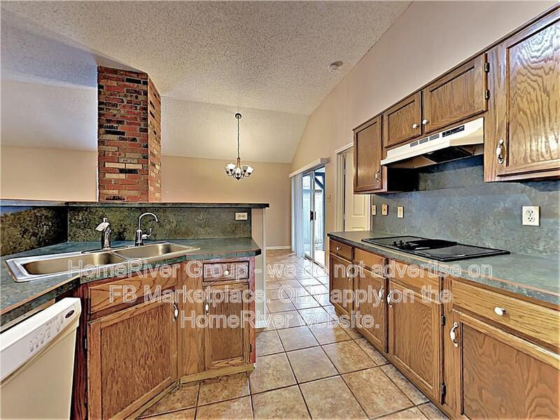 Unique 3BR | Fenced Yard &amp;amp;amp;amp;amp;amp;amp; Deck | Pet-Friendly. property image