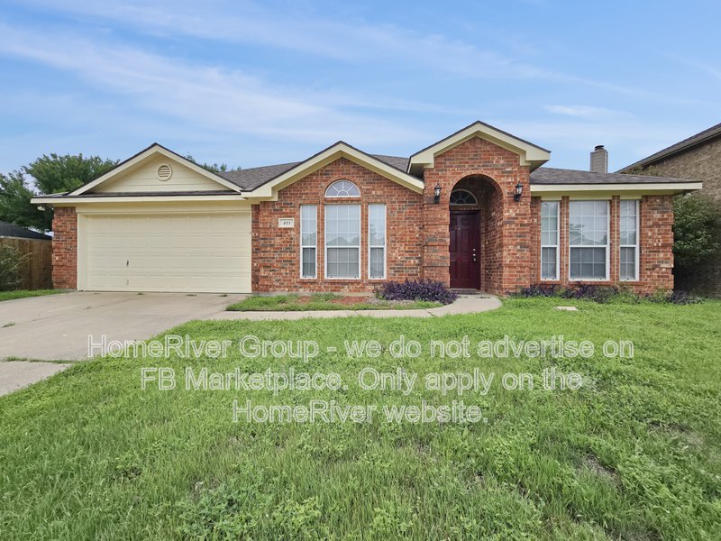 3 BR Home | Attached Garage | Gas Fireplace | Fenced Yard property image