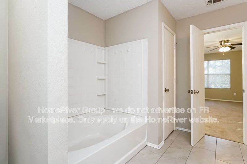 Pet Friendly! Available Now! 2059 Turtle Cove Dr. Mansfield TX  76063 property image