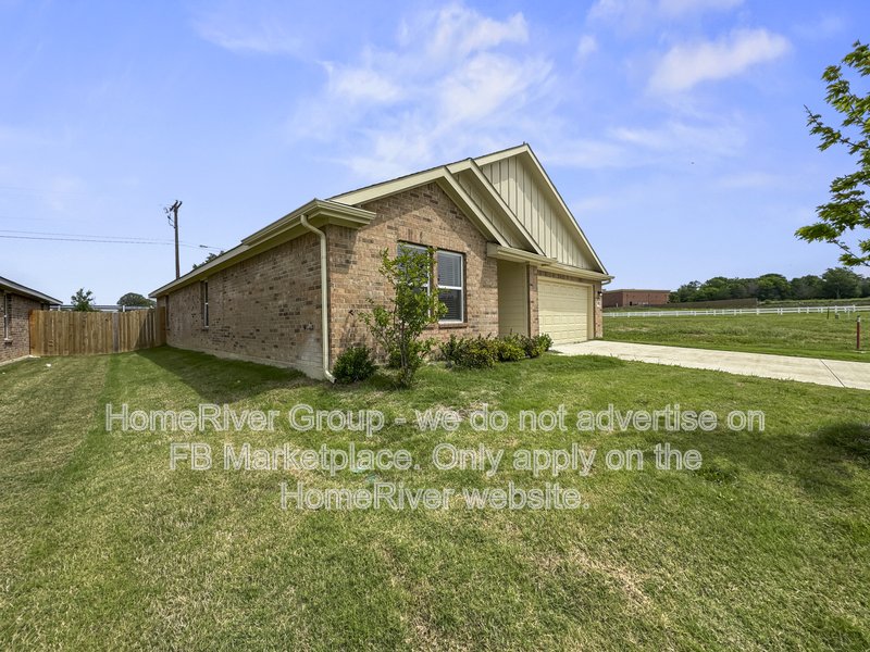 Pet Friendly! 485 Norfolk Drive, Ferris, TX 75125 property image