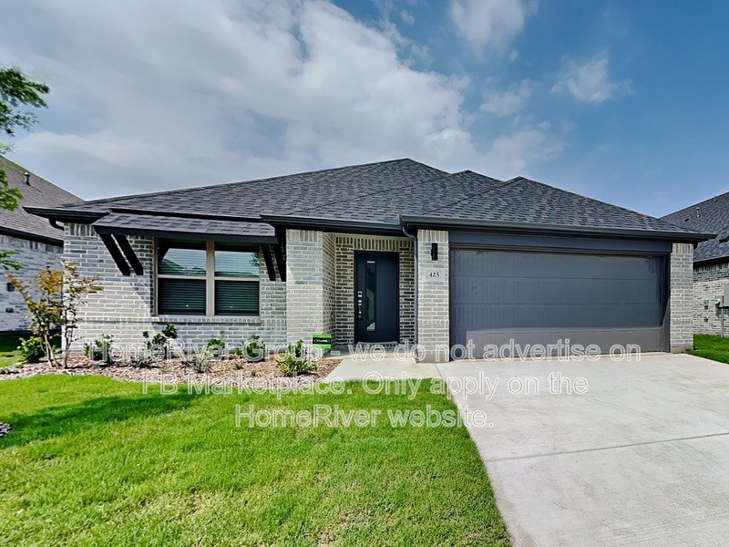 Garage | Appliances Included | Community Pool . property image