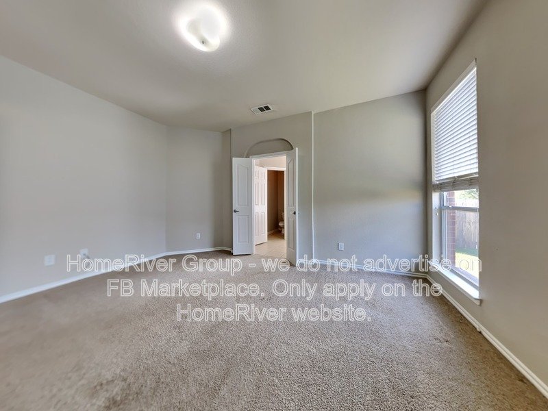 Spacious Open-Concept Home | Community Pool & Parks |  Keller ISD property image
