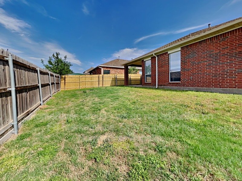Spacious Open-Concept Home | Community Pool & Parks |  Keller ISD property image