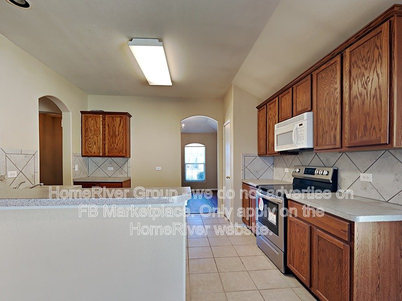 3 BR Home | Denton ISD | Fireplace | Community Pool property image