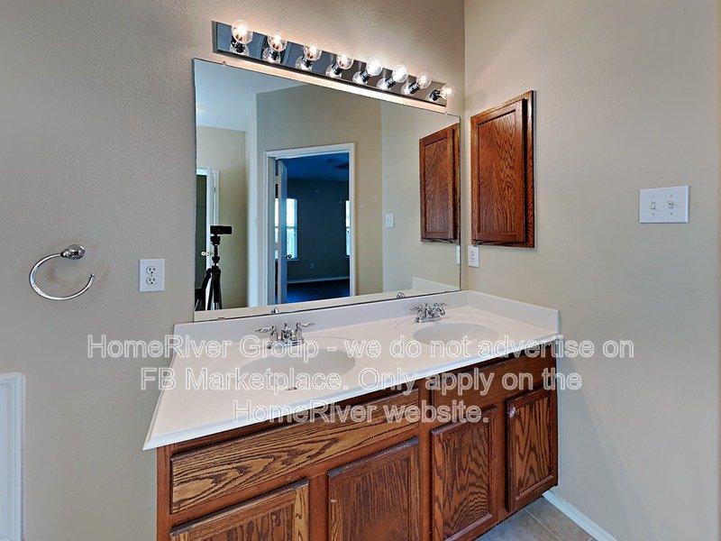 3 BR Home | Denton ISD | Fireplace | Community Pool property image
